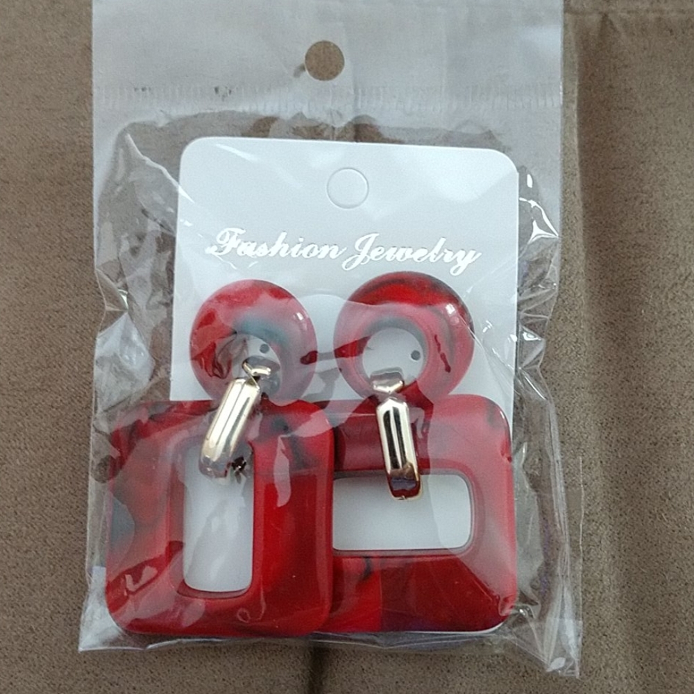😀 🆕 NWOT EARRINGS PIERCED FASHION